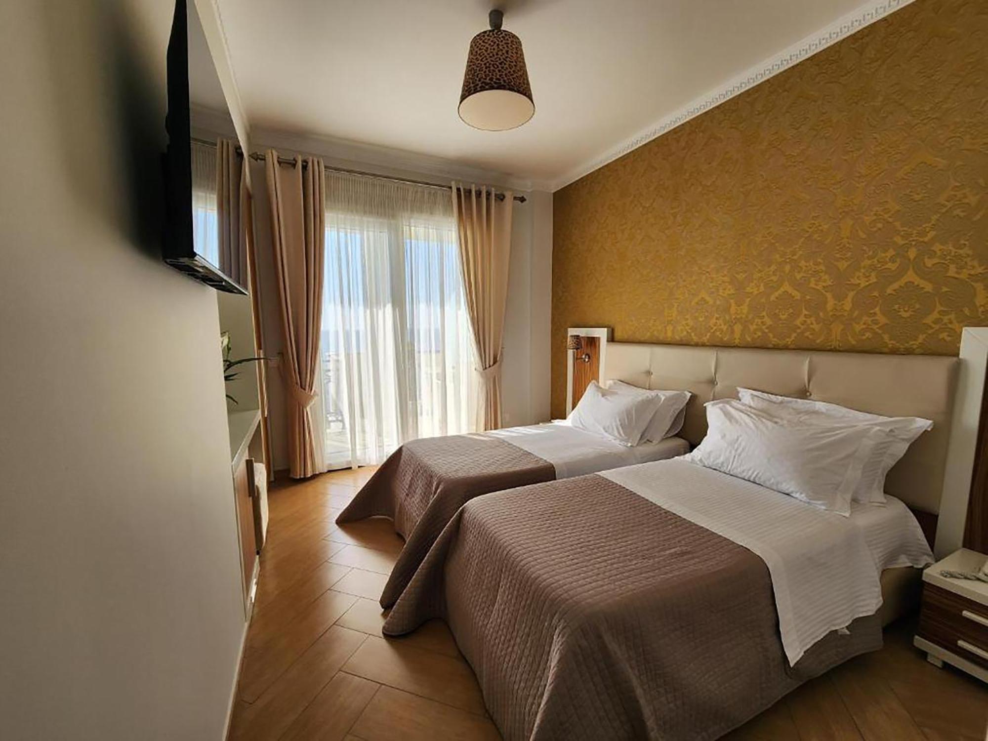 Hotel Gold Avlonya Dış mekan fotoğraf