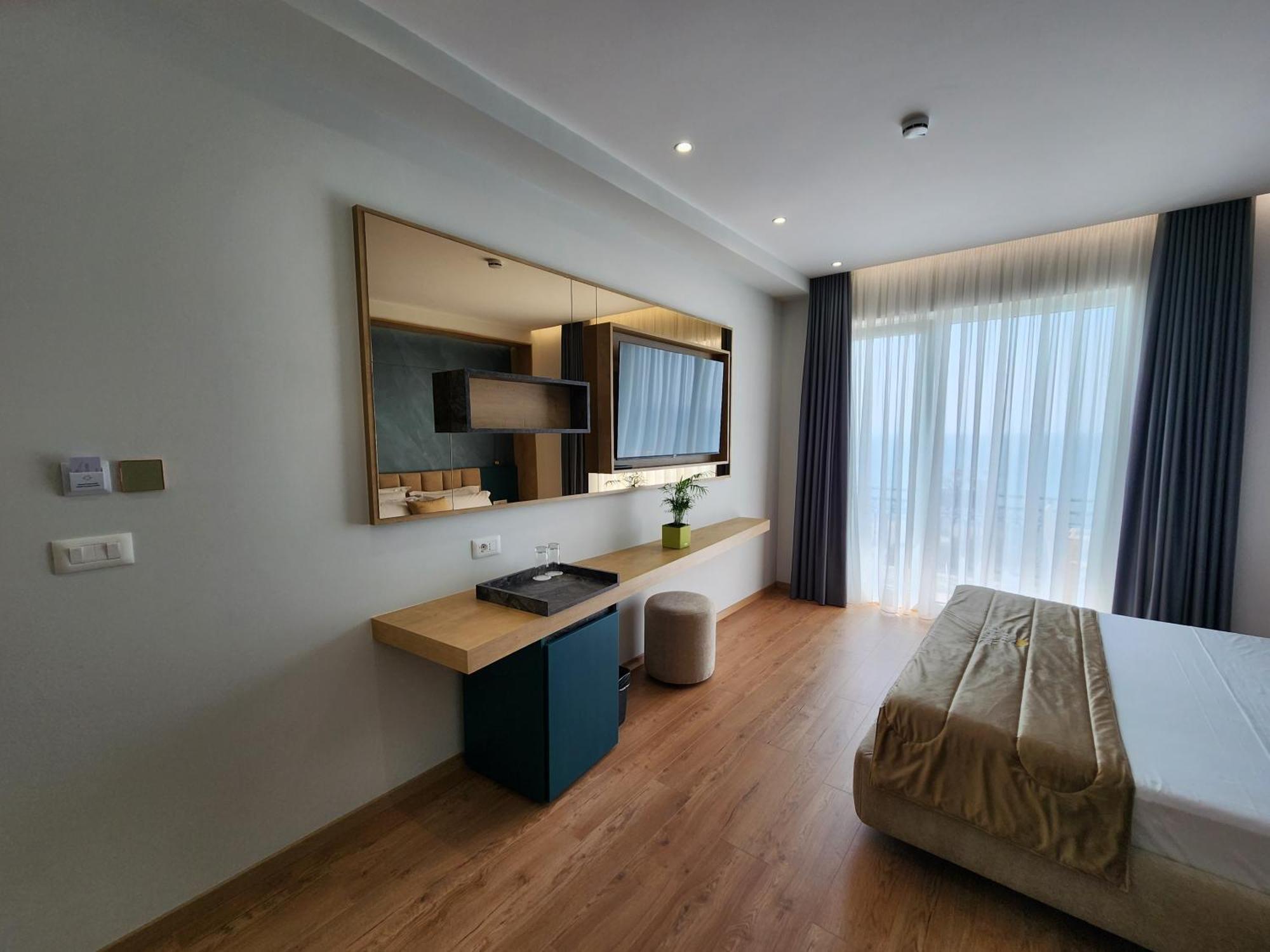 Hotel Gold Avlonya Dış mekan fotoğraf