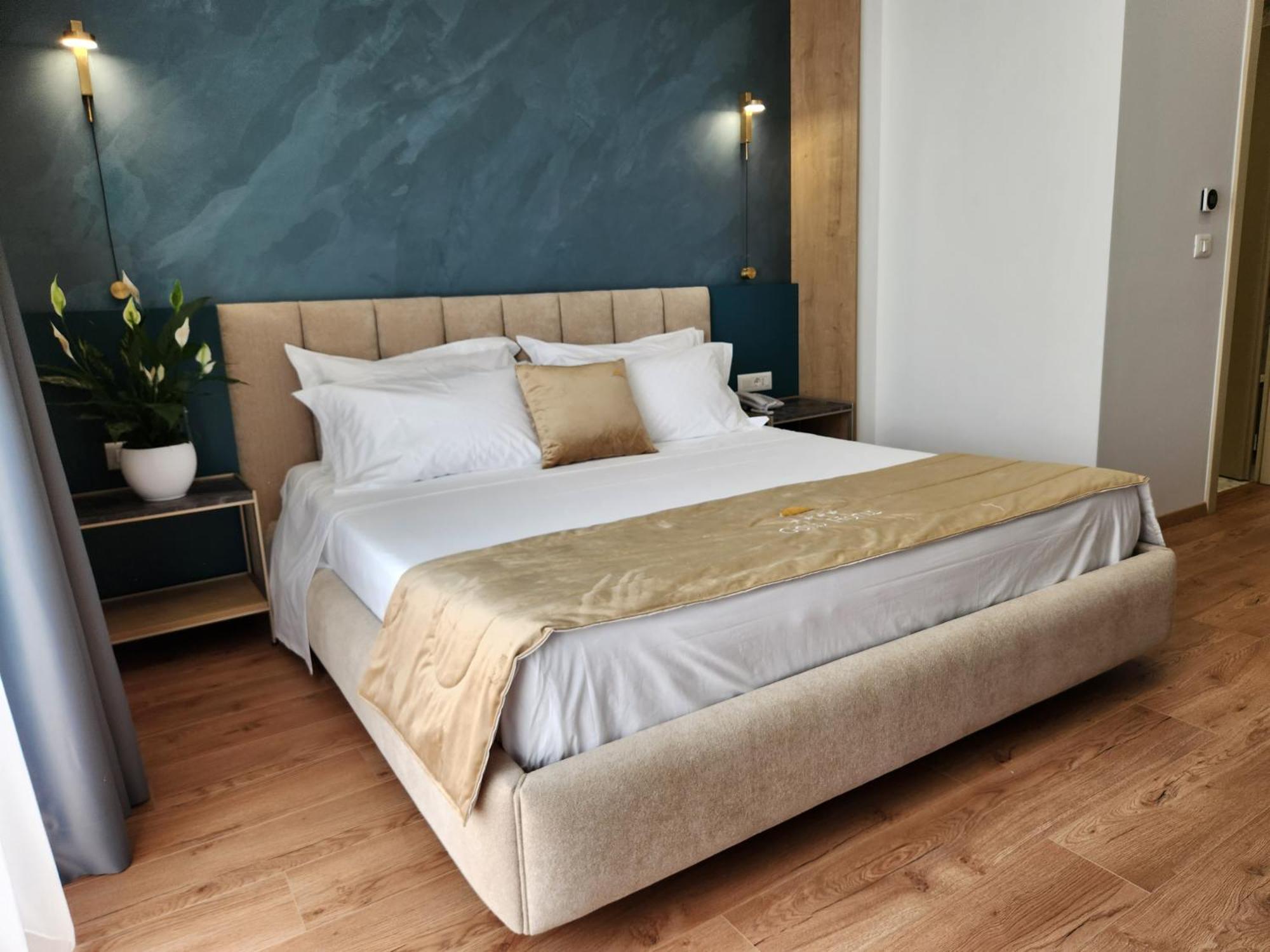 Hotel Gold Avlonya Dış mekan fotoğraf