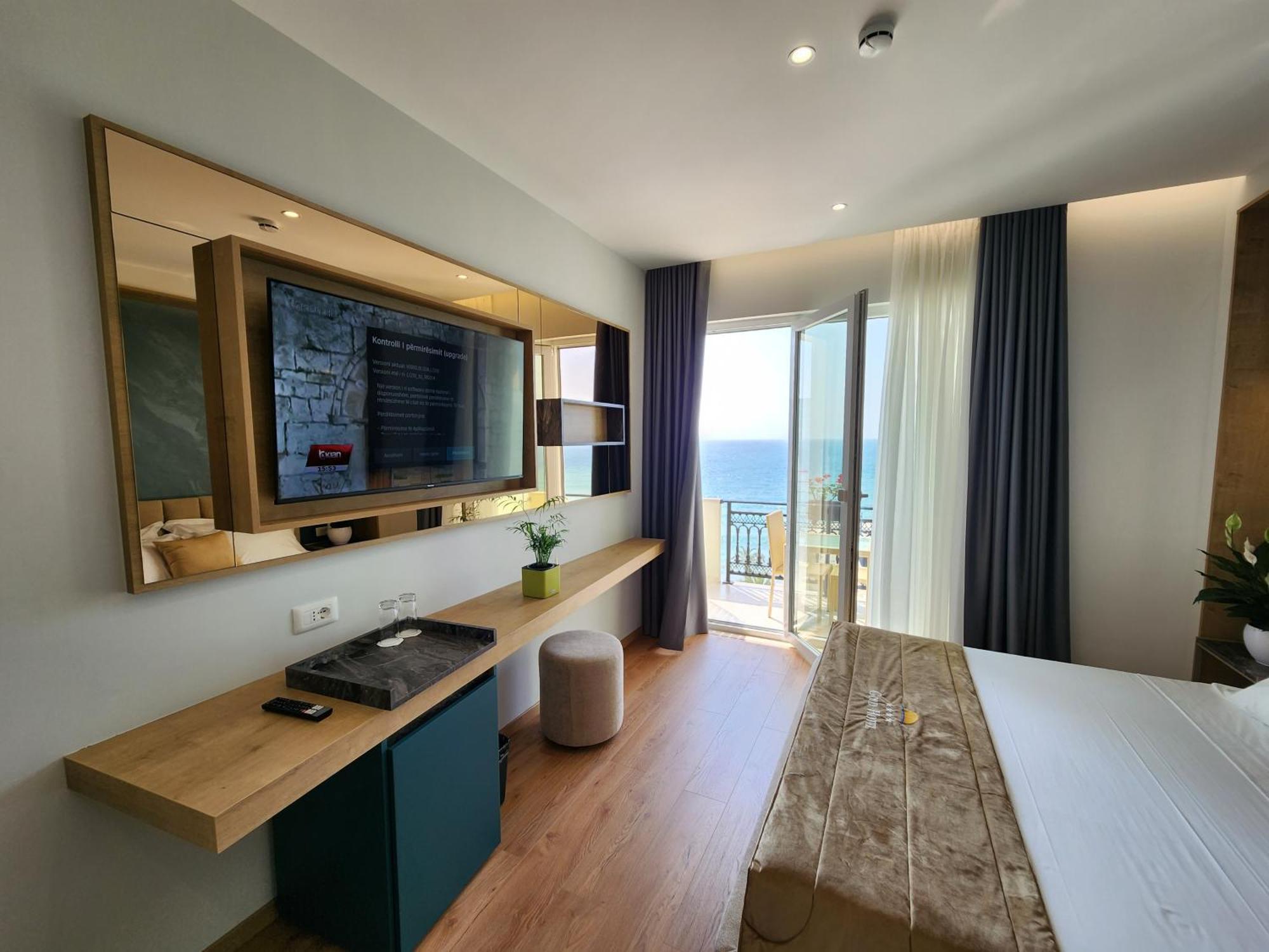 Hotel Gold Avlonya Dış mekan fotoğraf